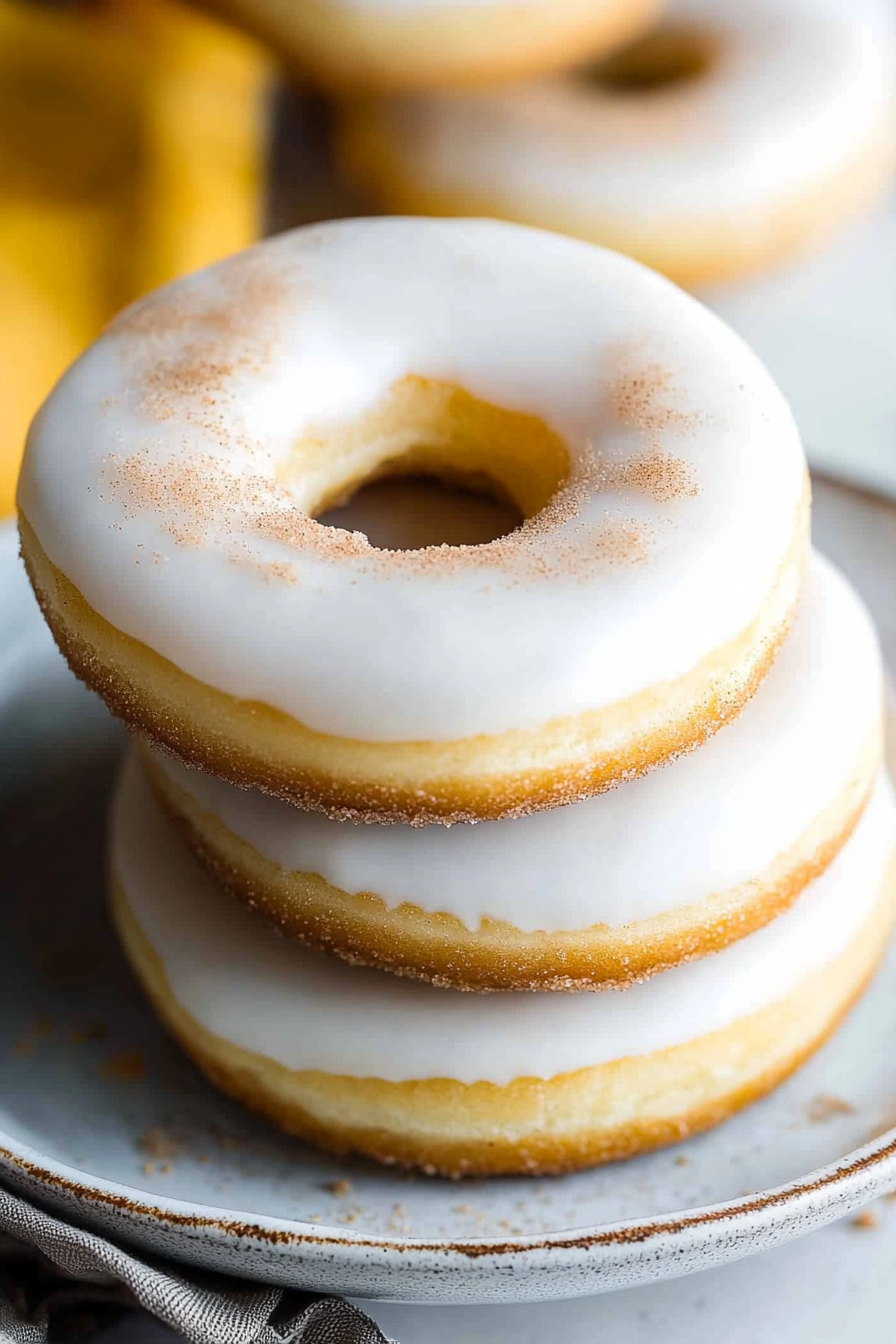 baked cinnamon doughnuts