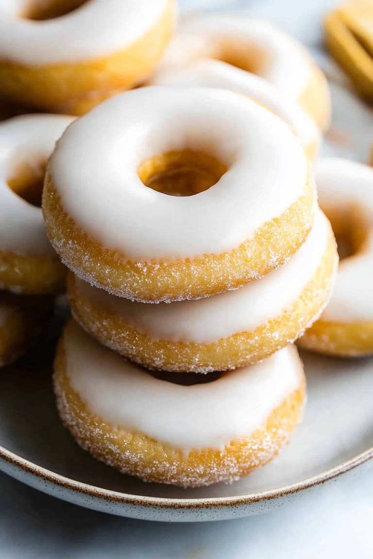 cinnamon doughnuts glaze